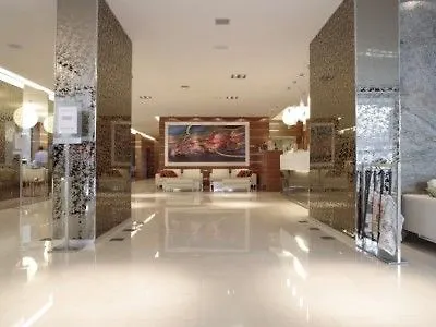 Hotel 4 Viale Masini Design