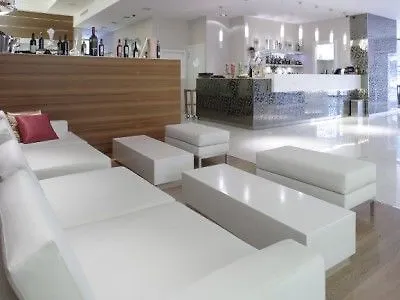 4 Viale Masini Design Szálloda 4*