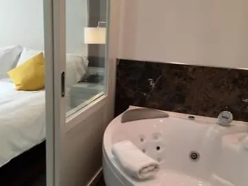 4 Viale Masini Design Hotel 4*