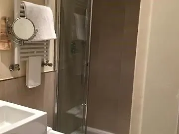 Szálloda 4 Viale Masini Design